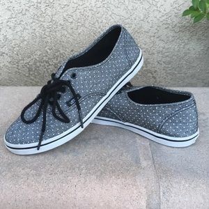 ❌SOLD❌ Women’s Vans